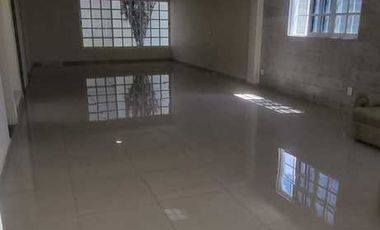 HERMOSA CASA EN RENTA EN TOLUCA COL. LA VIRGEN EN SAN LUIS MEXTEPEC ZINACANTEPEC