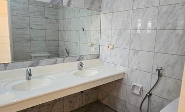 Disewakan Rumah Taman Giri Loka BSD City Tangerang Selatan Bagus Rapih Nyaman Siap Huni