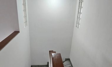 Disewakan Rumah Taman Giri Loka BSD City Tangerang Selatan Bagus Rapih Nyaman Siap Huni