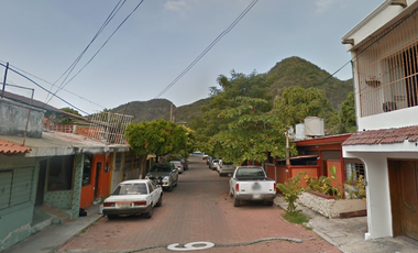 Remate De Bonita Casa