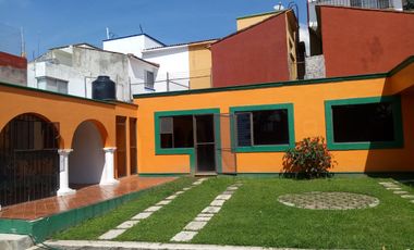 (CGV) Dos Casas en Una! Muy Cerca de La Uaem $ 4,500,000