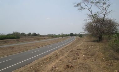 FINCA DE 15 HTS A 5 KLM DE SABANAGRANDE VIA MALAMBO.