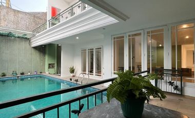 DIJUAL RUMAH CANTIK KOLAM RENANG AMPERA KEMANG JAKARTA SELATAN