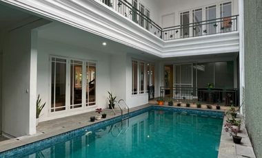DIJUAL RUMAH CANTIK KOLAM RENANG AMPERA KEMANG JAKARTA SELATAN