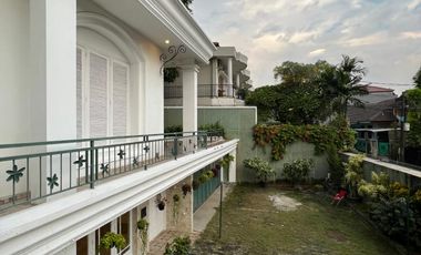 DIJUAL RUMAH CANTIK KOLAM RENANG AMPERA KEMANG JAKARTA SELATAN