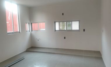 SE VENDE CASA DE DOS PLATAS  EN PRIVADA COL. ALVARO OBREGON, SANTIAGO TULANTEPEC A 5 MINUTOS DEL CENTRO 🏘️