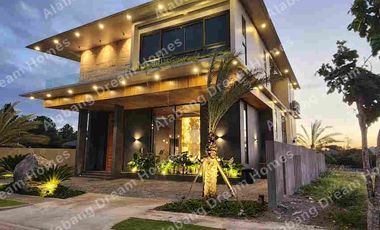 Luxury House For Sale at Enclave Village, Las Pinas City.