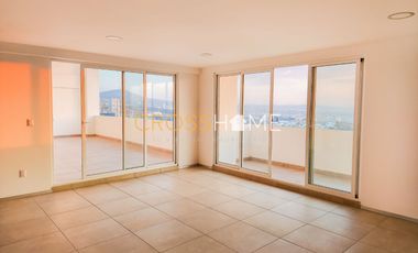 Departamento Penthouse en Venta de 3 Recamaras en edificio residencial Stacia