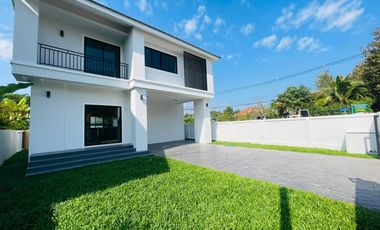 Modern  Contemporary style for sale Location Nong Chom, San Sai, Chiang Mai.