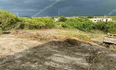 VENDO HERMOSO TERRENO 1647 m2 EN JARAMIJO-MANABI