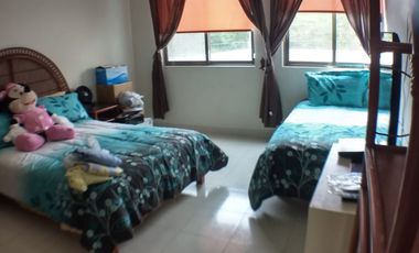 Casa en Venta en SM 11. Con alberca . También propia para  despacho de abogados, contable, notaria etc.