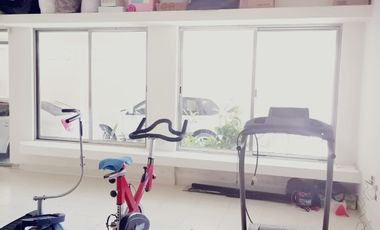 Casa en Venta en SM 11. Con alberca . También propia para  despacho de abogados, contable, notaria etc.