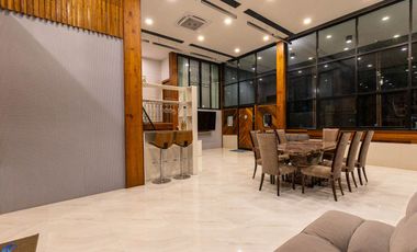 Picturesque Riverside Home on 8 rai Sawang Wirawong Ubon Ratchathani Thailand