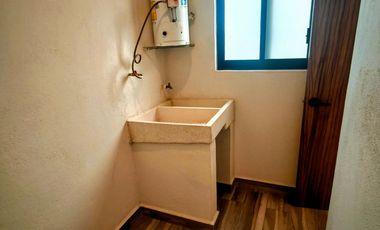 RENTA DE DEPARTAMENTO EN RESIDENCIAL RUBI DE 2 RECÁMARAS FRENTE A CASA CLUB CON ALBERCA