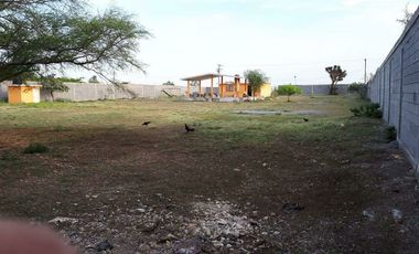 QUINTA Y TERRENO CON CASA EN VENTA EN PESQUERÍA