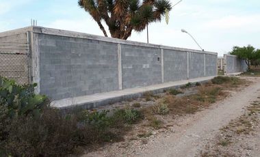 QUINTA Y TERRENO CON CASA EN VENTA EN PESQUERÍA