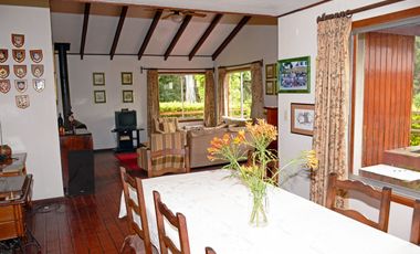 Quilpué, Parcela 3,8 Hás, productiva, casa 4 dormitorios +2 cabañas + piscina + pozo