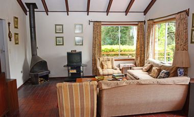 Quilpué, Parcela 3,8 Hás, productiva, casa 4 dormitorios +2 cabañas + piscina + pozo