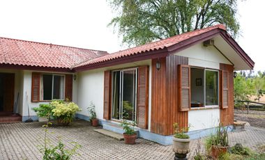 Quilpué, Parcela 3,8 Hás, productiva, casa 4 dormitorios +2 cabañas + piscina + pozo