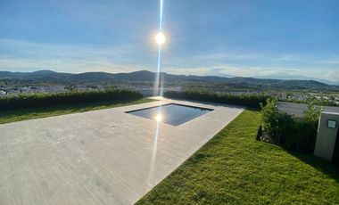 SE RENTA PENT HOUSE DE LUJO - 3 PISOS
