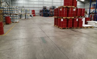 VENTA EXCELENTE GALPON INDUSTRIAL NORTE DE QUITO, FACILIDAD DE MANEJO DE CONTENEDORES