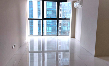 Rent to Own 2 Bedroom Condo FOR SALE in Uptown Ritz across Uptown Mall and Mitsukoshi Mall