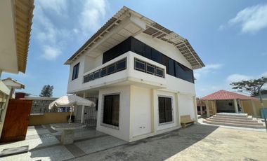 Casa de la playa en venta - vía data villamil