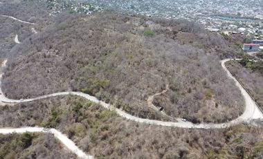 LOTE EN LA MAJAHUA, ZIHUATANEJO, GUERRERO