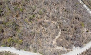 LOTE EN LA MAJAHUA, ZIHUATANEJO, GUERRERO