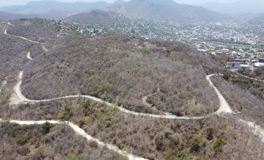 LOTE EN LA MAJAHUA, ZIHUATANEJO, GUERRERO