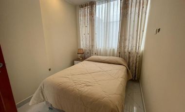 SE ALQUILA CASA Y 4 MINIDEPAS EN EL MISMO INMUEBLE