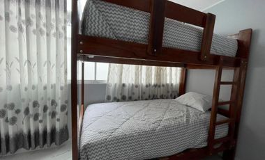 SE ALQUILA CASA Y 4 MINIDEPAS EN EL MISMO INMUEBLE