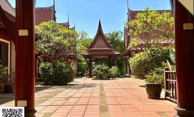 [For Sale] 2 Houses, Modern Bangna Style with swimming pool + Thai Style House, 2 Rai 2 Ngan 60 Sq.wa., Ayutthaya Province Along the Chao Phraya River