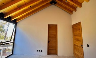 Casa en venta en Avándaro a 5 minutos del club de golf en Valle de Bravo