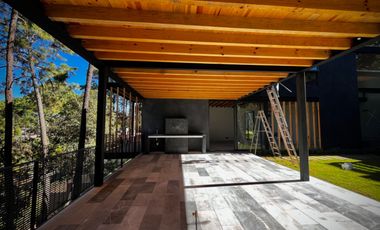 Casa en venta en Avándaro a 5 minutos del club de golf en Valle de Bravo