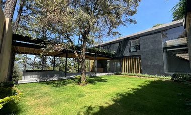 Casa en venta en Avándaro a 5 minutos del club de golf en Valle de Bravo