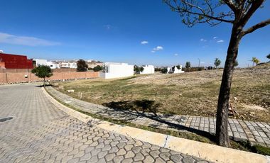 LOTES EN PARQUE RODAS - LOMAS DE ANGELOPOLIS