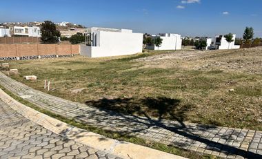 LOTES EN PARQUE RODAS - LOMAS DE ANGELOPOLIS