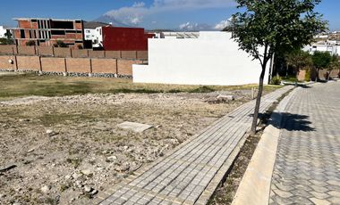 LOTES EN PARQUE RODAS - LOMAS DE ANGELOPOLIS