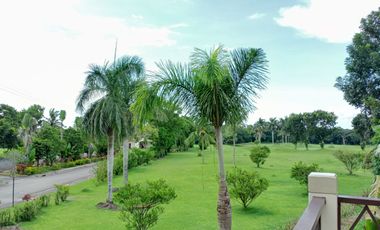 FOR RENT – 3 Bedrooms in a Golf View Property at Silang Cavite near Tagaytay