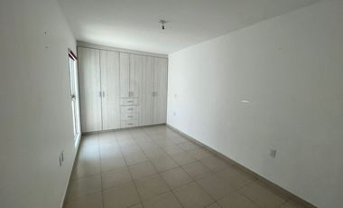 CASA EN RENTA EN PRADERAS DEL REFUGIO