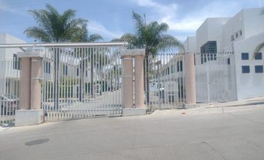 CASA EN RENTA EN PRADERAS DEL REFUGIO