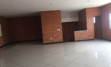 BODEGA ALQUILO EN CONJUNTO  ARROYOHONDO YUMBO 585 M2 $12 MILLONES