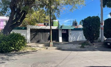 VENTA CASA JARDINES DEL SUR UN SOLO NIVEL 394 MTS DE TERRENO