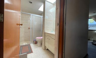 VENTA CASA JARDINES DEL SUR UN SOLO NIVEL 394 MTS DE TERRENO