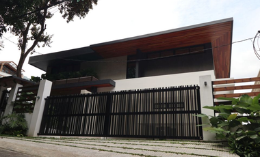 3 Storey Elegant House and Lot with 5 Bedroom and 3 Car Garage in Katipunan PH2447
