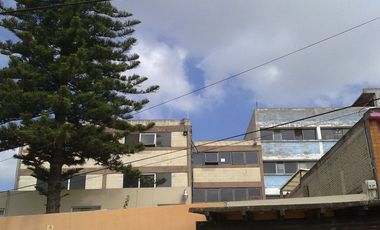 Edificio 4 pisos en Naucalpan con Oficinas y departamento habitacional