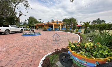 Increíble Finca en Villavicencio con múltiples ambientes.