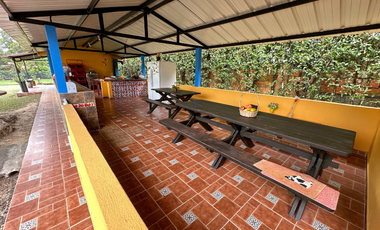 Increíble Finca en Villavicencio con múltiples ambientes.