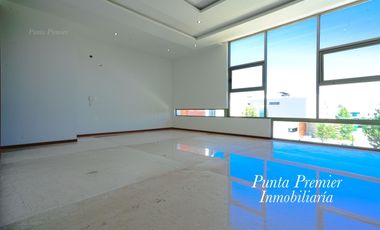 Casa Nueva en venta de Lujo en Puertas Las Lomas Zapopan Zona Andares Puerta de hierro Punta Premier